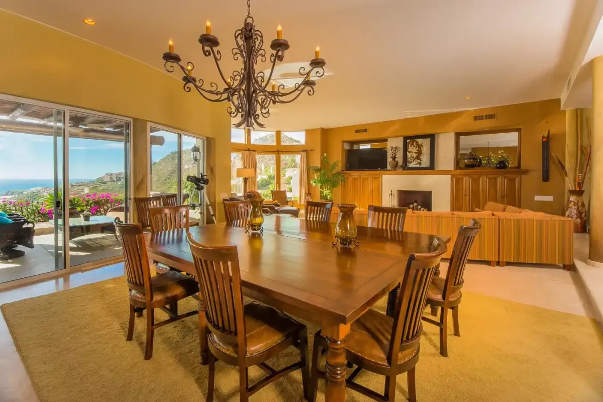 VILLA DE LAS FLORES | PEDREGAL 18